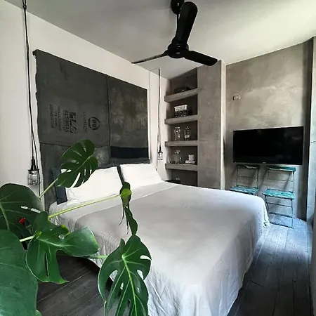 Apartment Mini Loft Super Cool Brescia